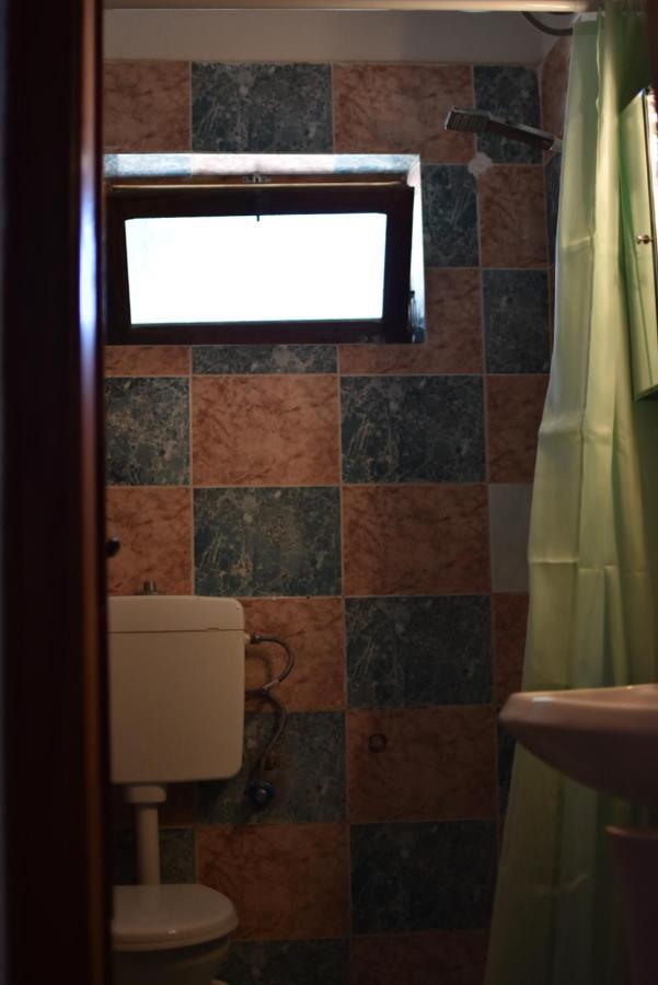 Private Apartment At Guest House Hektor & Aferdita Vlore Luaran gambar