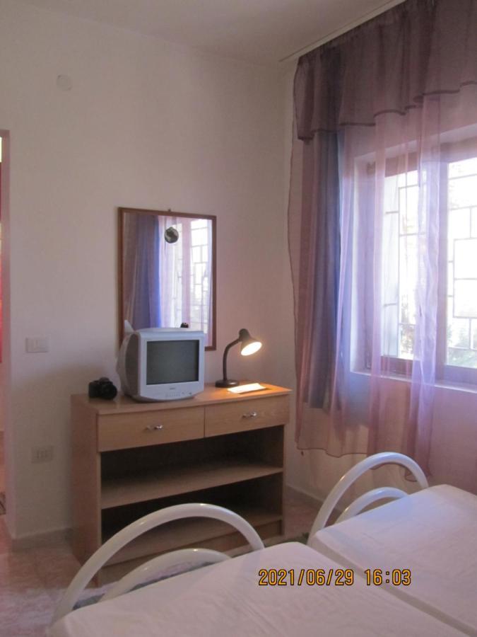 Private Apartment At Guest House Hektor & Aferdita Vlore Luaran gambar