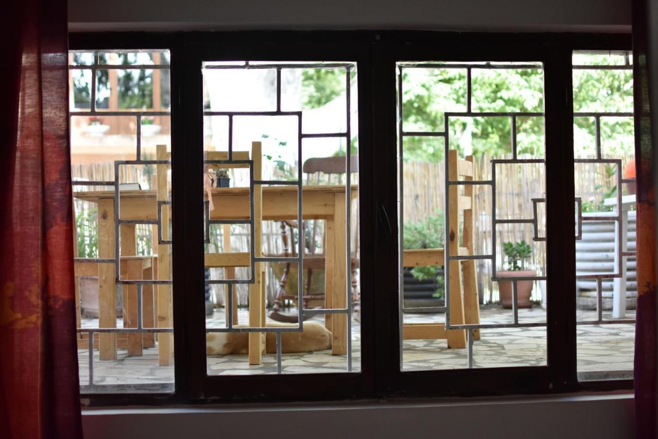 Private Apartment At Guest House Hektor & Aferdita Vlore Luaran gambar